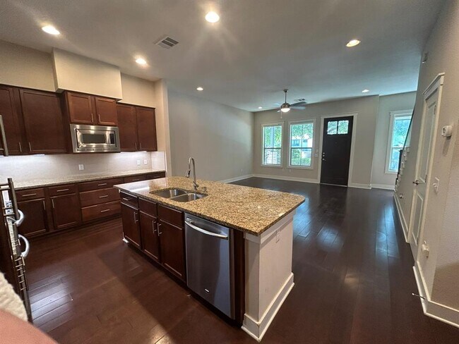 2520 Bluebonnet Ln in Austin, TX - Building Photo - Building Photo