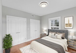 25 Lawrence St in Saratoga Springs, NY - Building Photo - Building Photo