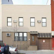 18 Bushwick Ave in Brooklyn, NY - Building Photo - Building Photo