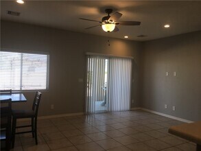 2687 Slide Mountain Loop in Bullhead City, AZ - Building Photo - Building Photo