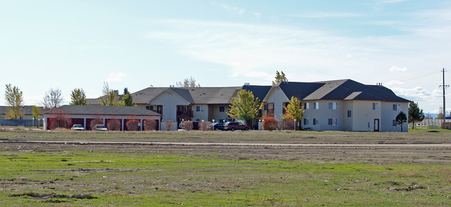 Portstewart Senior Apartments in Caldwell, ID - Building Photo - Building Photo