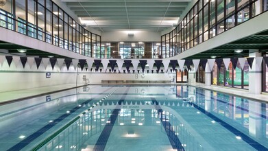 Edina Grand Apartments in Edina, MN - Building Photo - Building Photo