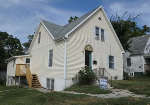 701 Hickman Ave in Columbia, MO - Building Photo