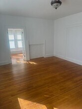 348 S Ocean Ave in Freeport, NY - Building Photo - Building Photo