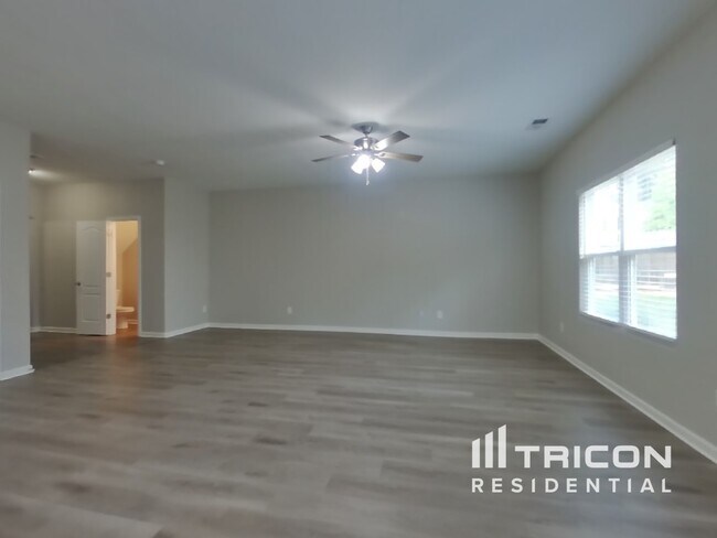 9203 Putnam Pl in Charlotte, NC - Foto de edificio - Building Photo