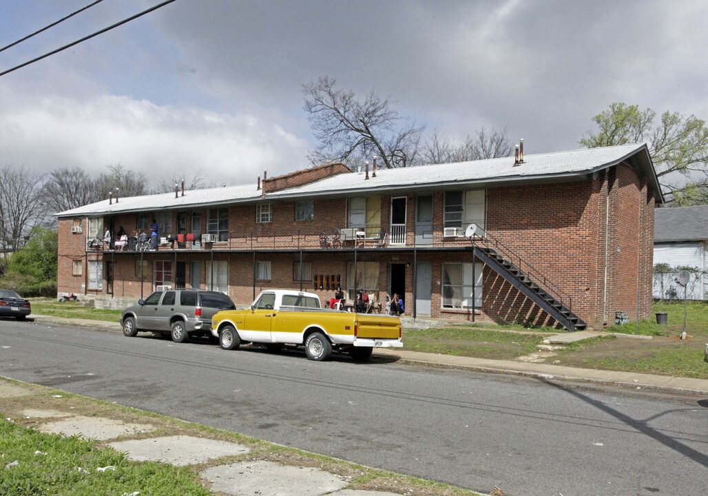 1329 Mcmillan St in Memphis, TN - Building Photo