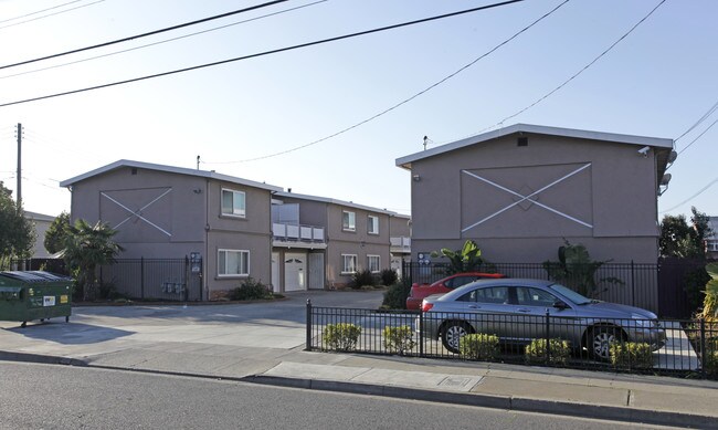 405 Sycamore Ave in Hayward, CA - Building Photo - Building Photo