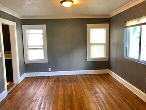 5612 Wayne Ave in Kansas City, MO - Building Photo - Building Photo