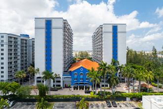 Blue Lagoon in Miami, FL - Building Photo - Building Photo