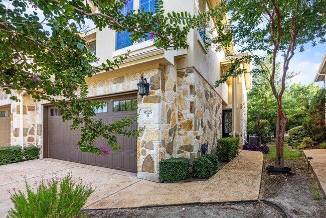 9725 Solana Vista Loop in Austin, TX - Building Photo - Building Photo