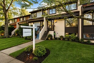 2104 Cartwright Pl in Reston, VA - Building Photo