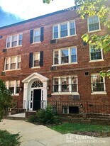 4471 MacArthur Blvd NW in Washington, DC - Building Photo