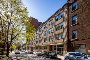 Le Brooklyn in Montréal, QC - Building Photo