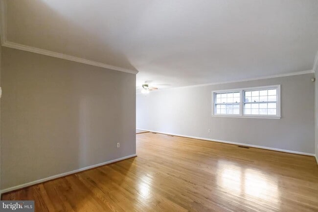 2012 Friendship Ln in Falls Church, VA - Building Photo - Building Photo