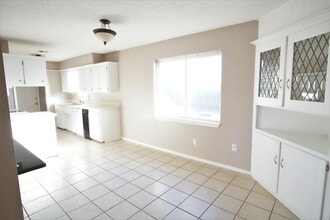 3108 Gwendolyn Ln in Edmond, OK - Building Photo - Building Photo