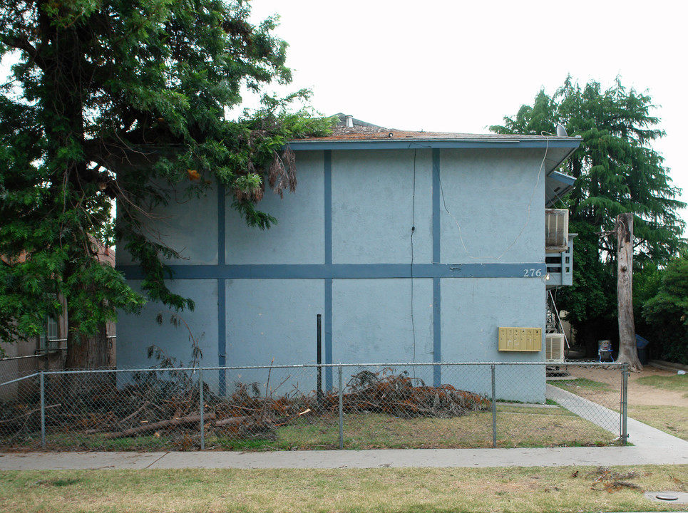 276 N Diamond St in Fresno, CA - Building Photo