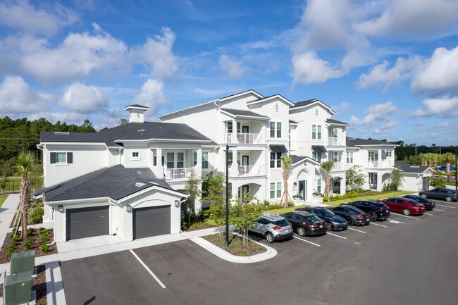 The Napier in Daytona Beach, FL - Building Photo - Building Photo