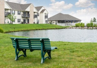 Catalina Club Apartments in Pataskala, OH - Building Photo - Building Photo