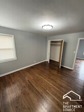 6721 N California Ave in Chicago, IL - Building Photo - Building Photo