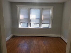 76 Walnut Park, Unit 9 in Boston, MA - Building Photo - Building Photo