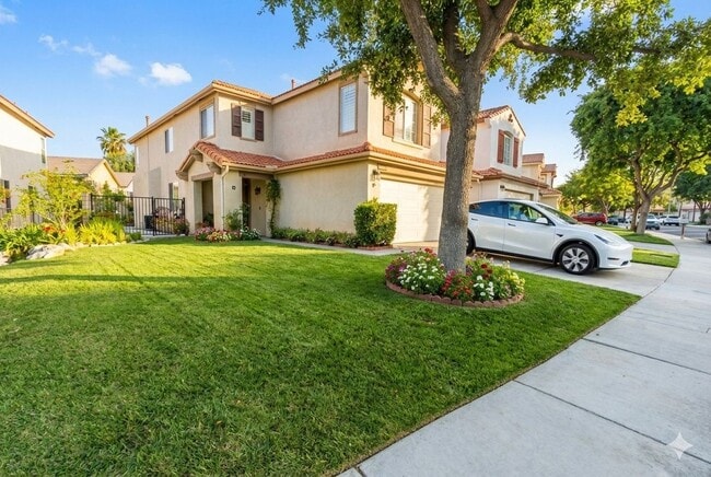 property at 25712 Hammet Cir
