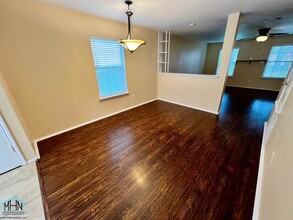 10718 Shaencrossing in San Antonio, TX - Building Photo - Building Photo