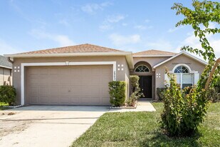 2903 Noah Cir in St. Cloud, FL - Building Photo