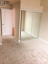 70 Absolute Ave in Mississauga, ON - Building Photo - Building Photo