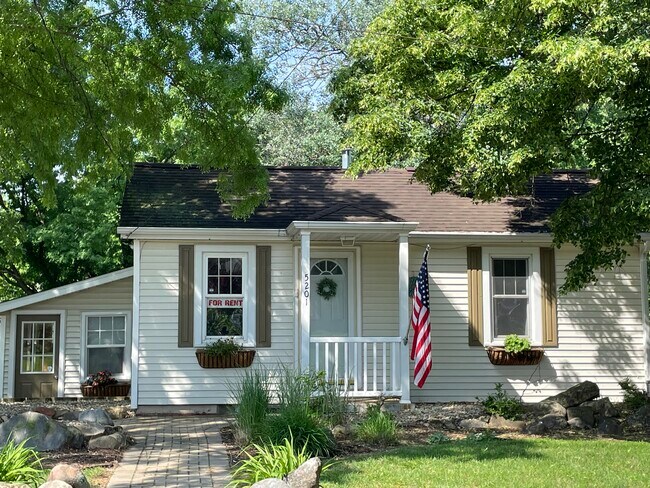 property at 5201 North Montclair Avenue