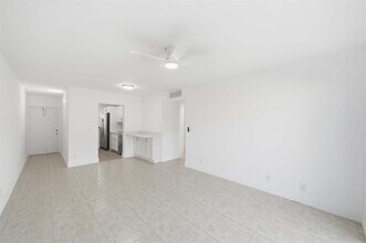 3228 Coral Ridge Dr, Unit 3228 in Coral Springs, FL - Foto de edificio - Building Photo