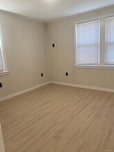 77-25 169th St in Queens, NY - Building Photo - Building Photo