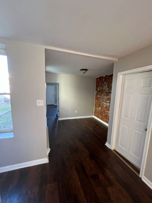 property at 1847 E Cornwall St