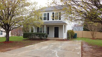 3607 Thornwood Dr in Durham, NC - Building Photo