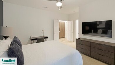 217 S Garland Ave, Unit 1212 in Garland, TX - Foto de edificio - Building Photo