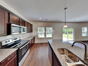 5944 Hagar Vly Dr in Nashville, TN - Building Photo - Building Photo