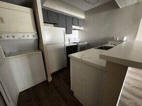 5646 Rock Island Rd in Tamarac, FL - Building Photo - Building Photo