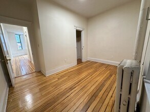 63 Burbank St, Unit 5 in Boston, MA - Building Photo - Building Photo