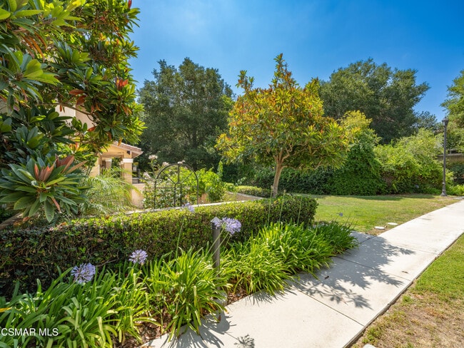 1368 Ashton Park Ln in Thousand Oaks, CA - Building Photo - Building Photo