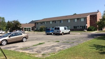 105 Railroad Ave NE Apartments