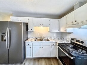 6108 Welworth Ave in East Ridge, TN - Building Photo - Building Photo
