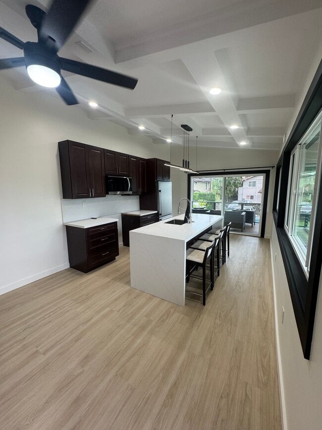 property at 47-230-230 Miomio Loop