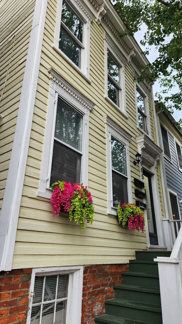 property at 905 Duke St