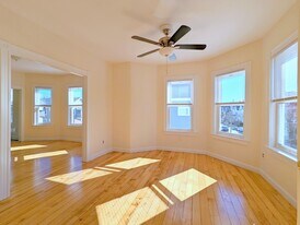 93 Madison Ave, Unit 2 in Everett, MA - Building Photo