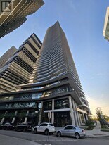 38 Annie Craig Dr in Toronto, ON - Building Photo