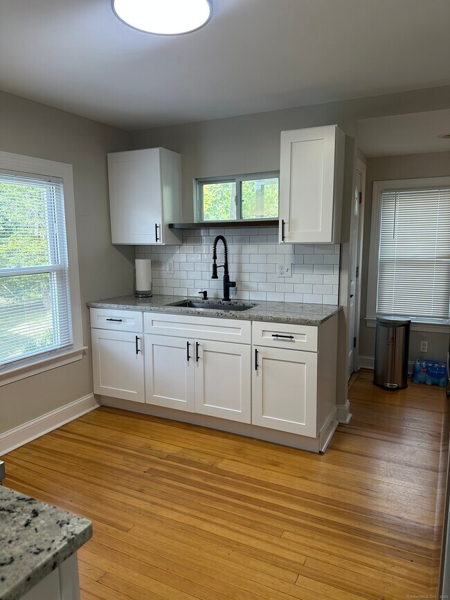 32 Wall St in Middletown, CT - Building Photo - Building Photo