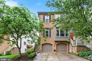 14528 Smithwood Dr in Centreville, VA - Building Photo