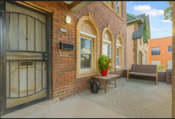 3353 Fullerton Ave in Detroit, MI - Building Photo - Building Photo