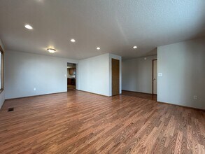 13318 NE 83rd St in Vancouver, WA - Building Photo - Building Photo