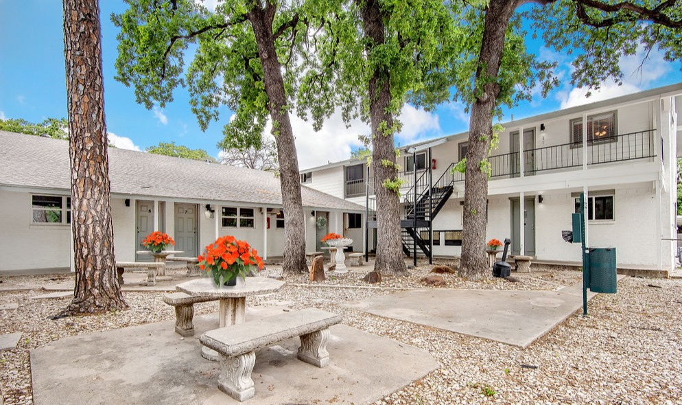 Loraine Place Apartments in Haltom City, TX - Building Photo