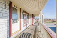 14 N York Rd in Bensenville, IL - Foto de edificio - Building Photo